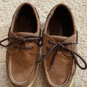 Boys size 1 medium Sperry Top-Sider shoes